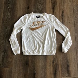 White and gold Nike shirt!